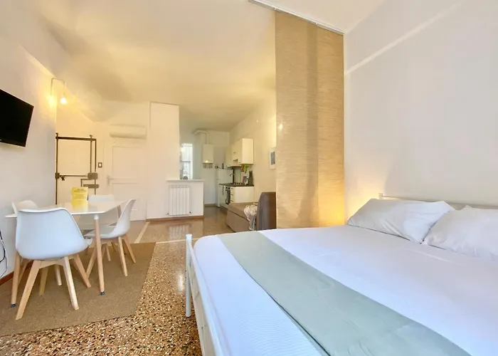 Casaviva - Studio Apartment In Genova\'S Old Town